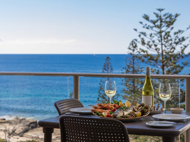 holiday rentals sunshine coast